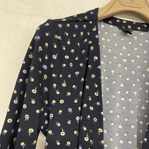 NEW Size 4 Womens Ann Taylor Navy Blue Floral Wrap Dress in Night Sky Navy Print - Picture 4 of 4